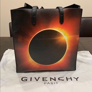 GIVENCHY Eclipse print Stargate Tote.